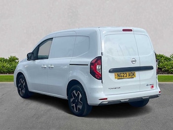 Used Nissan Other 2023 for sale - 75435731: Photo