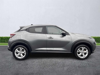 Used Nissan Juke 2021 for sale - 76165092: Photo 3