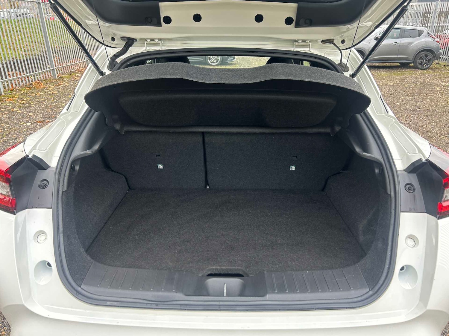 Used Nissan Juke 2023 for sale - 76687353: Photo 16