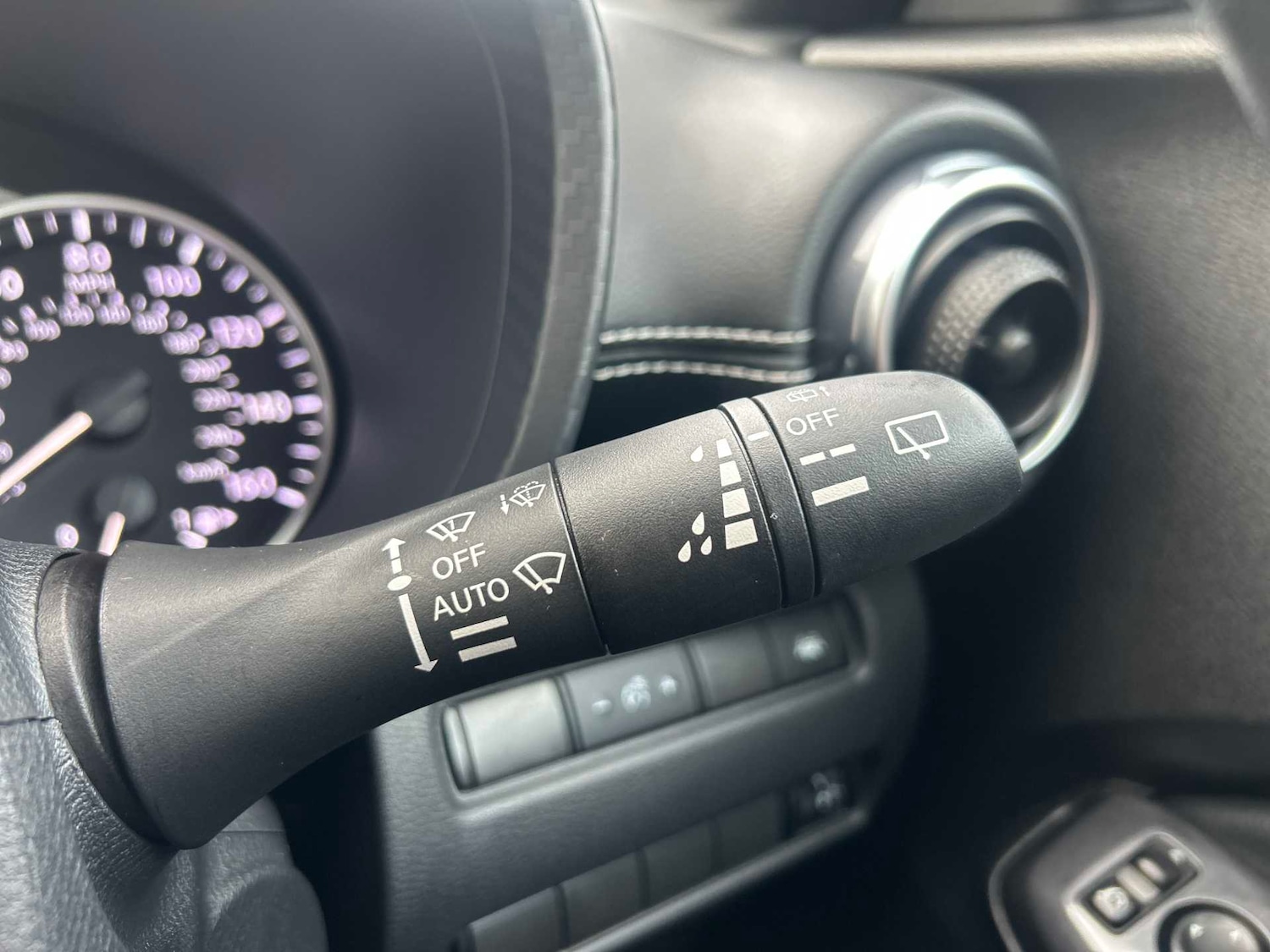 Used Nissan Juke 2023 for sale - 76687353: Photo 25