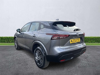 Used Nissan Qashqai 2022 for sale - 76220440: Photo 2