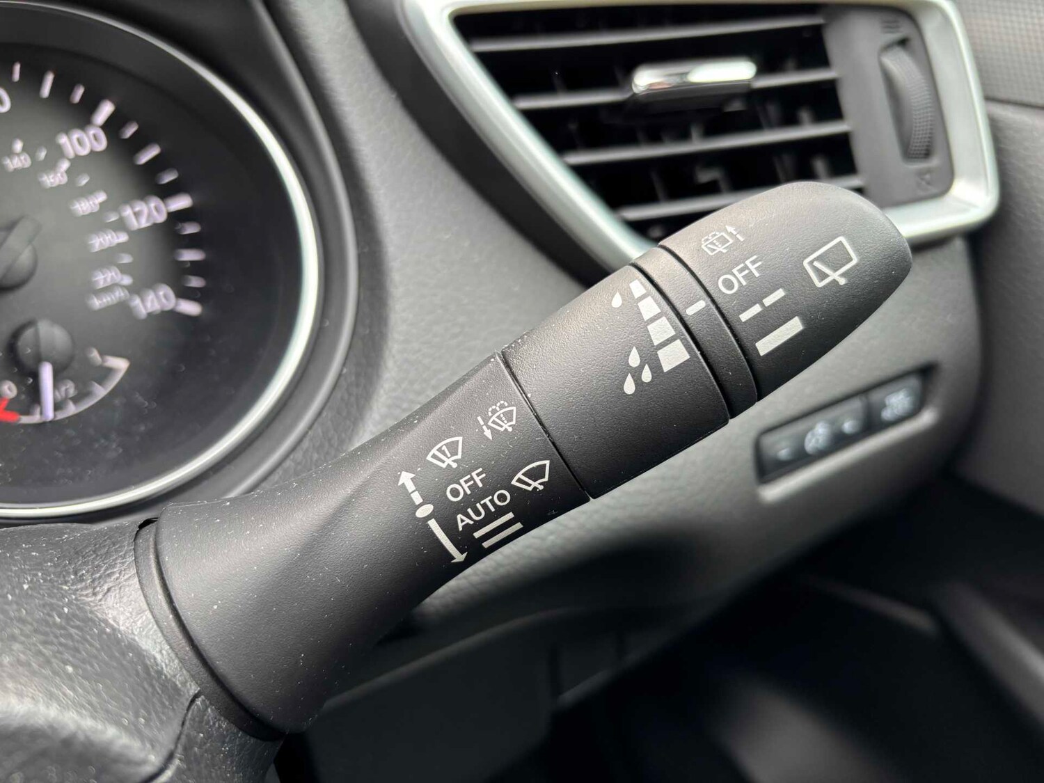 Used Nissan Qashqai 2018 for sale - 78191772: Photo 24