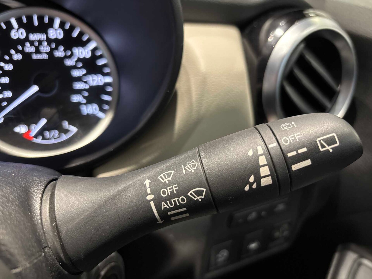 Used Nissan Micra 2022 for sale - 77901721: Photo 24