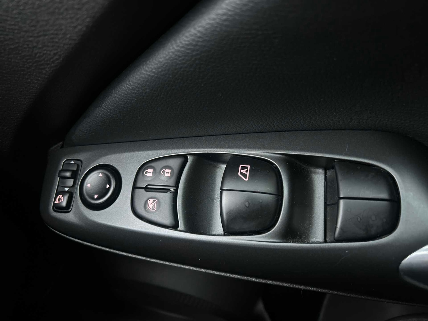 Used Nissan Juke 2024 for sale - 76418220: Photo 20