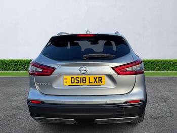 Used Nissan Qashqai 2018 for sale - 76504971: Photo