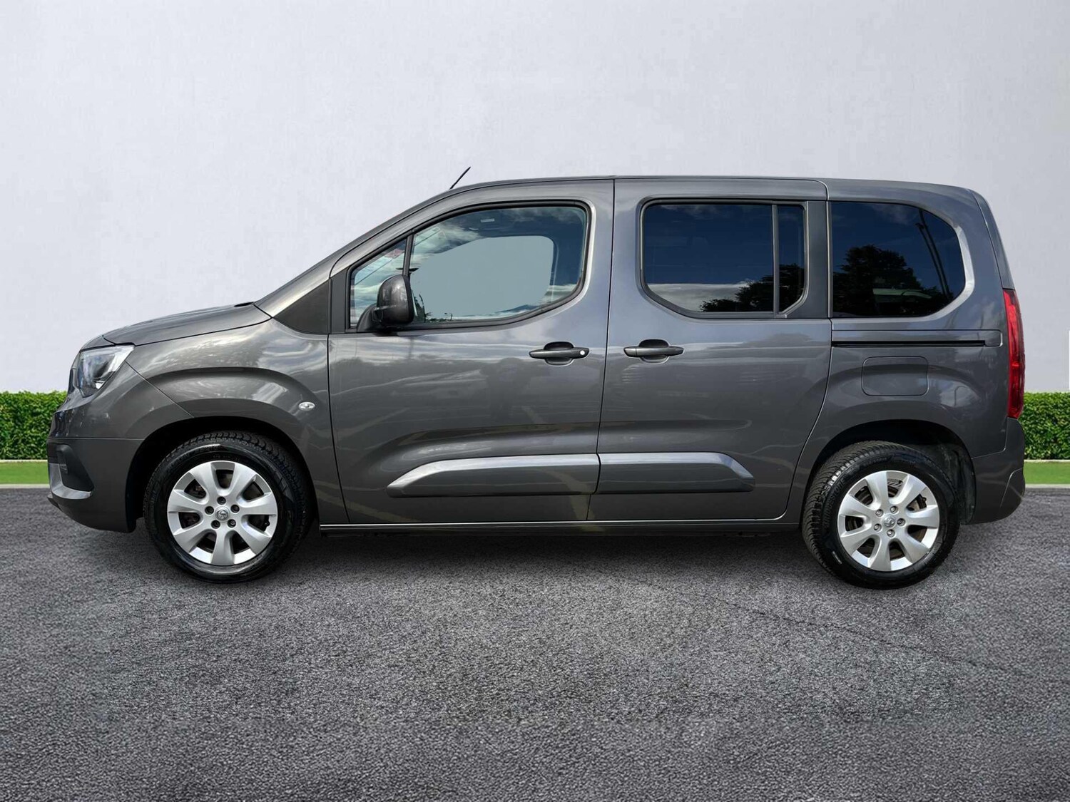 Used Vauxhall Combo Life 2021 for sale - 76342985: Photo 18
