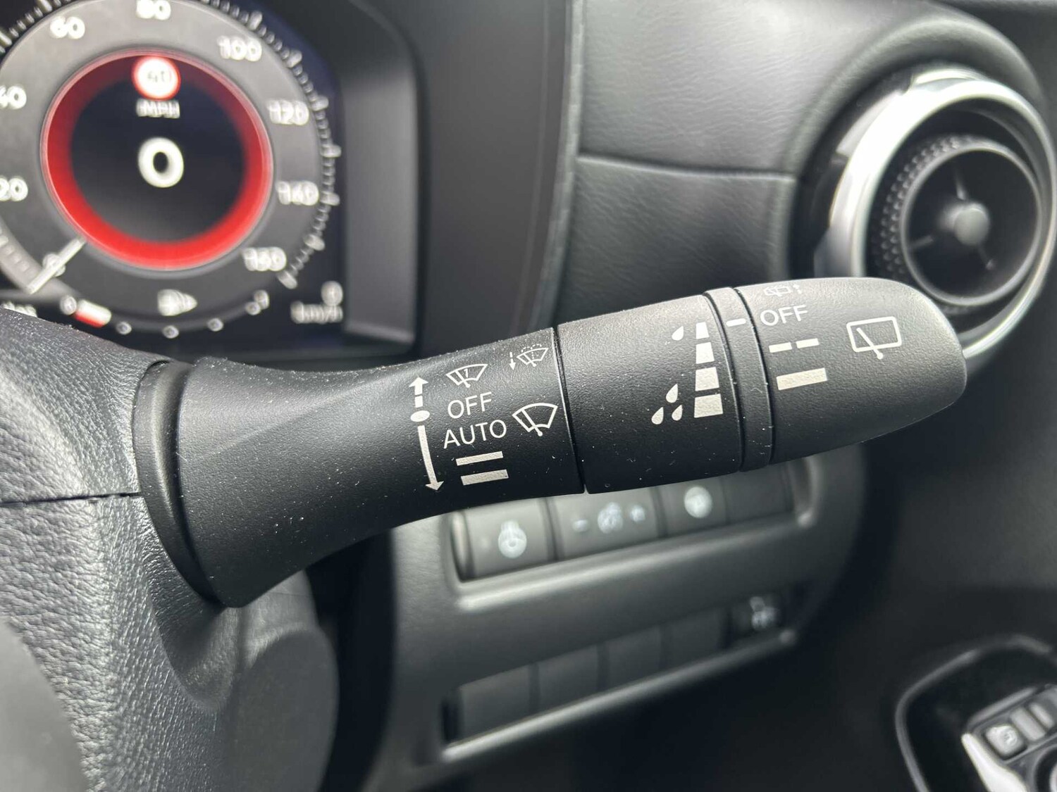 Used Nissan Juke 2024 for sale - 76369166: Photo 25