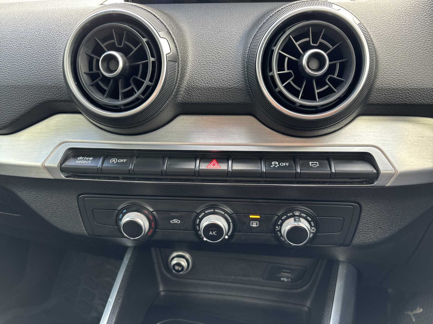 Used Audi Q2 2017 for sale - 76219169: Photo 11