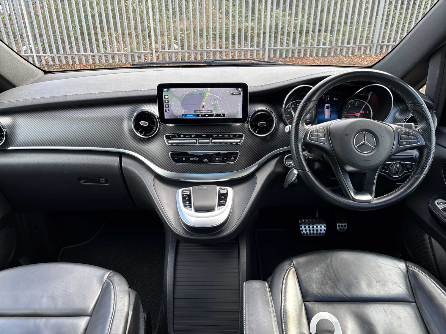 Used Mercedes-Benz V-Class 2023 for sale - 76219168: Photo 8