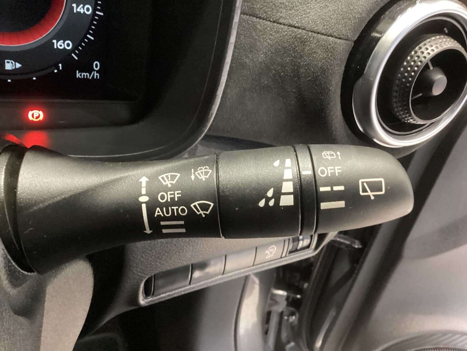 Used Nissan Juke 2024 for sale - 77487667: Photo 25