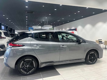 Used Nissan Leaf 2023 for sale - 78353393: Photo