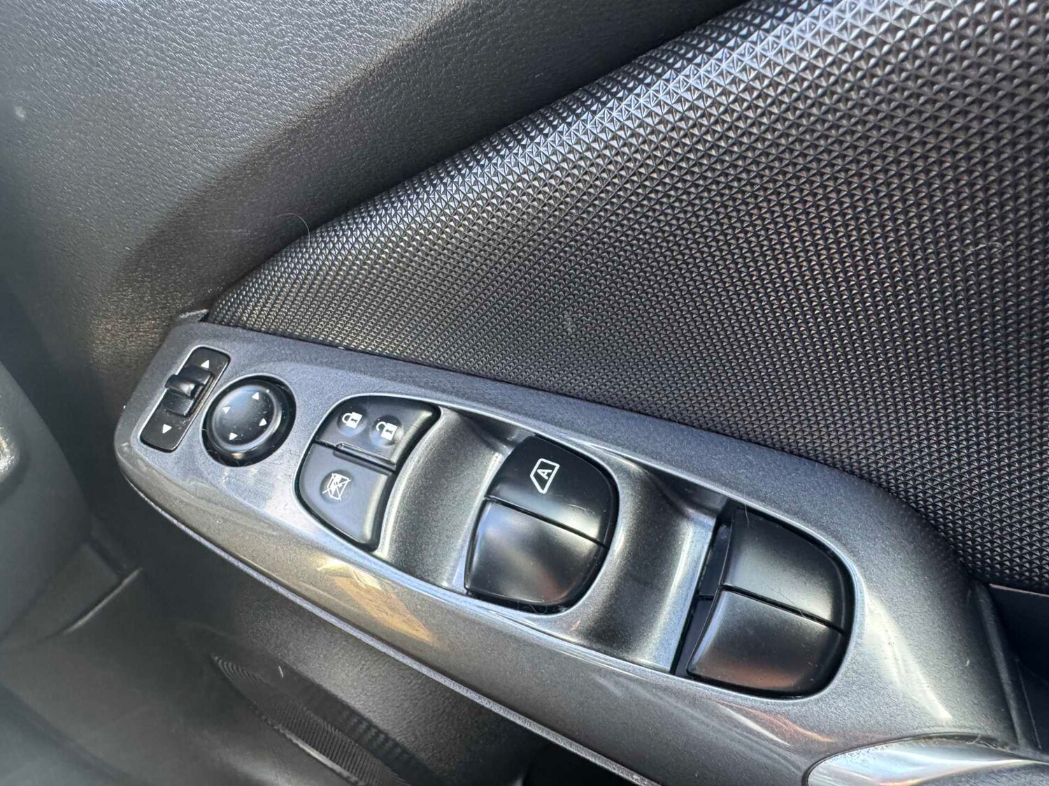 Used Nissan Juke 2019 for sale - 78191480: Photo 26