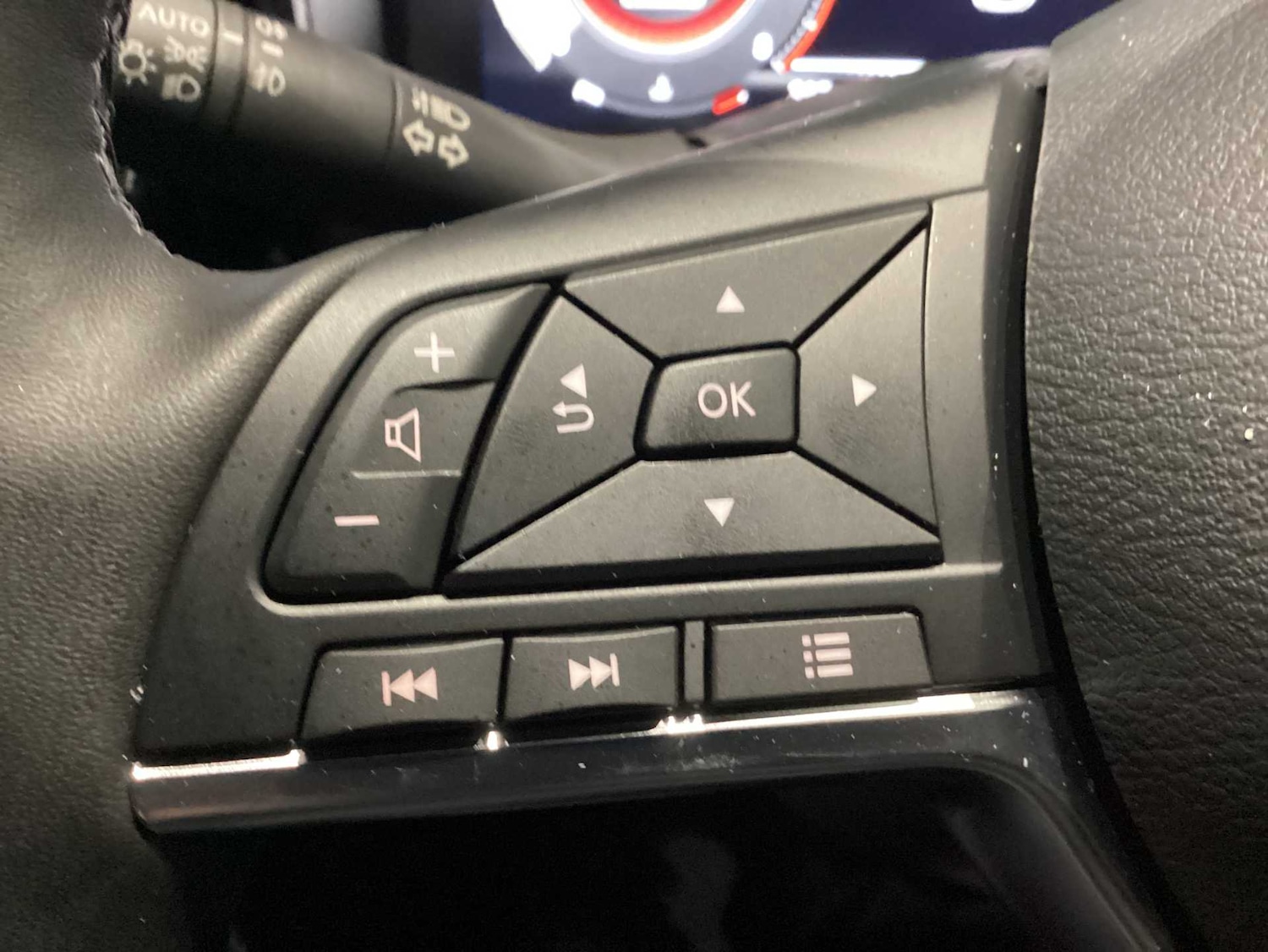 Used Nissan Juke 2024 for sale - 76982902: Photo 24