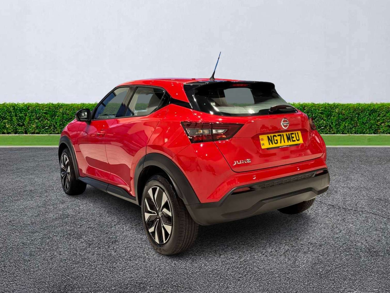 Used Nissan Juke 2021 for sale - 77028132: Photo 2