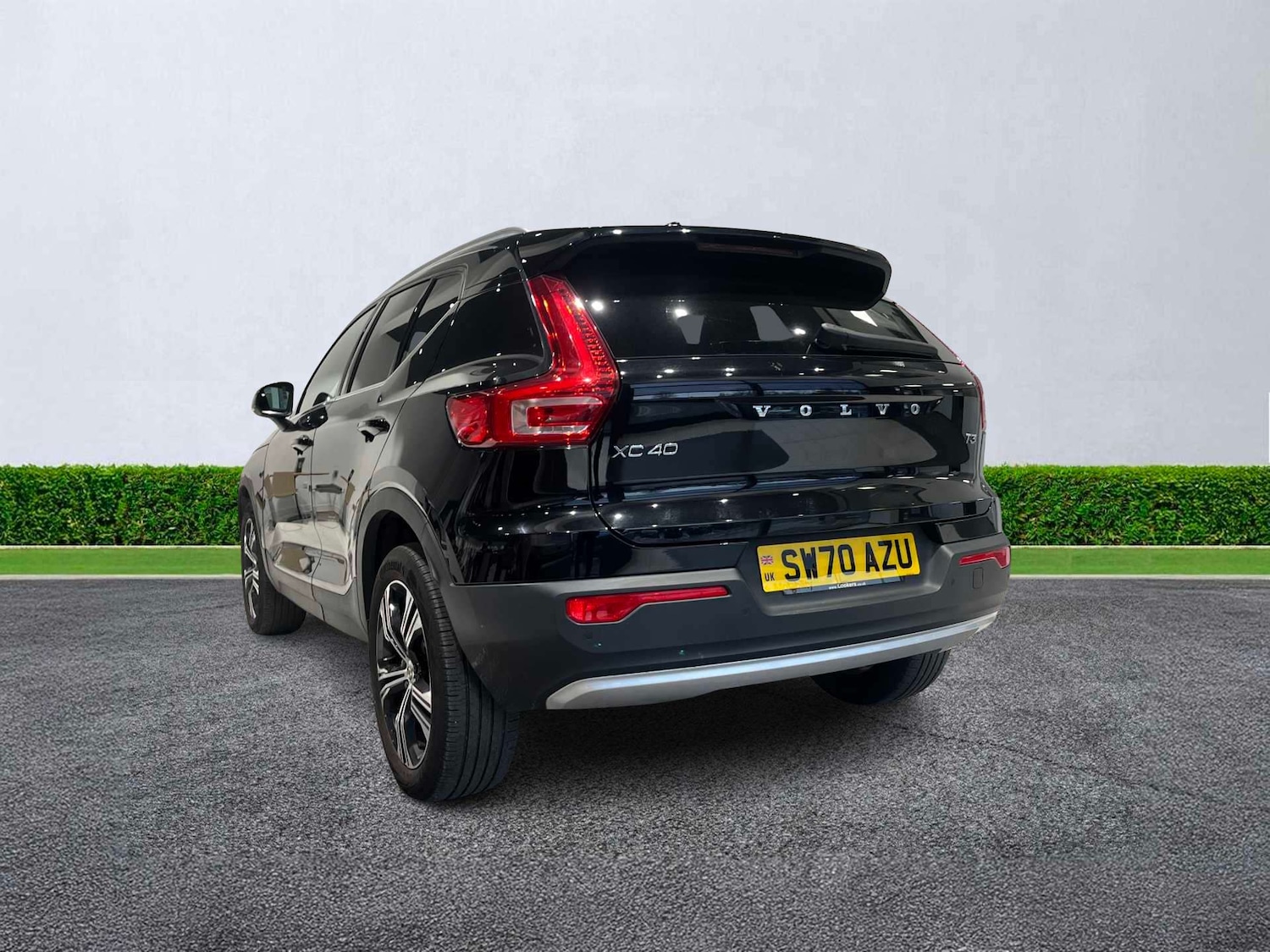 Used Volvo XC40 2020 for sale - 76919000: Photo 2