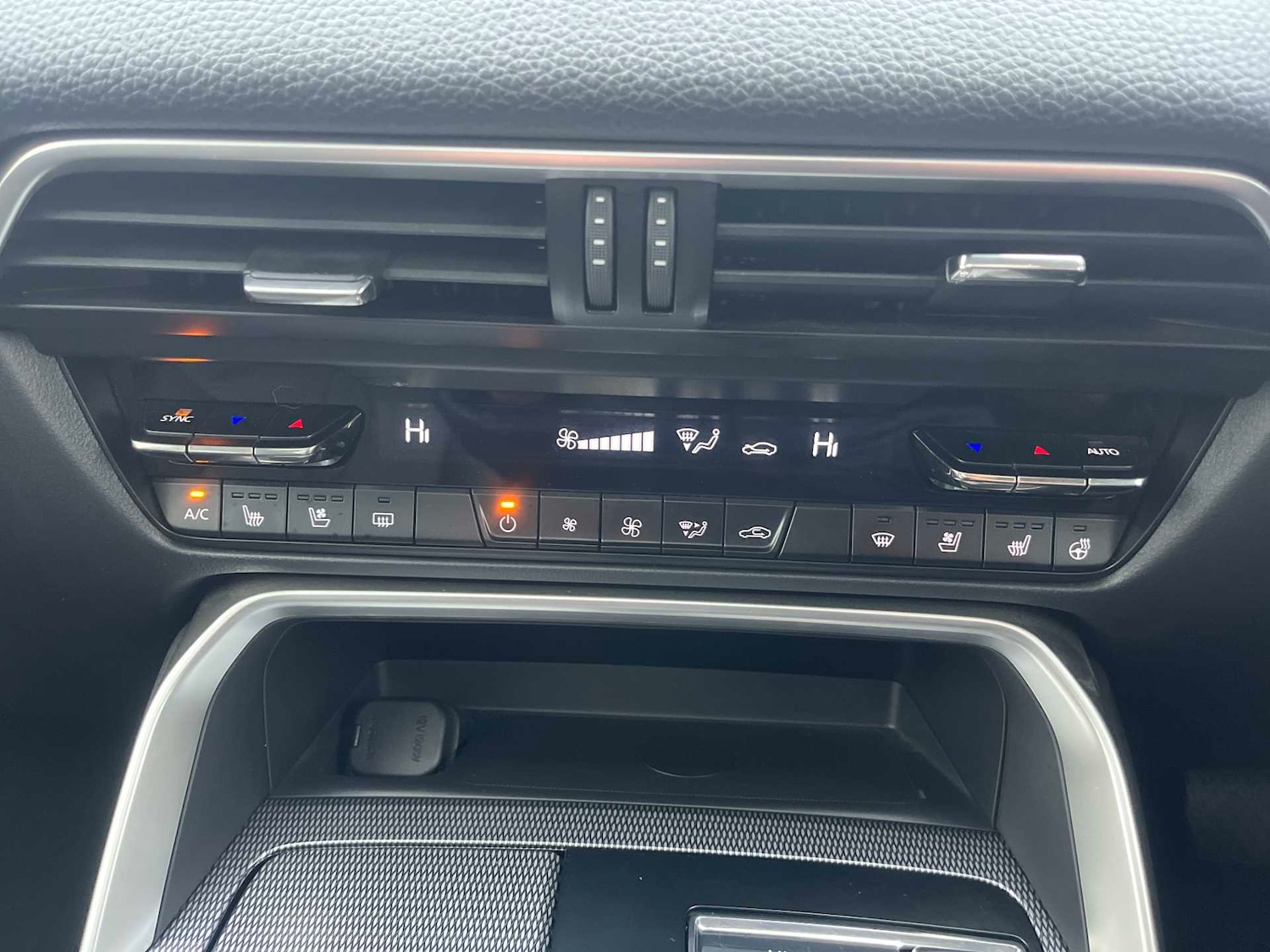 Used Mazda CX-60 2024 for sale - 76591408: Photo 11