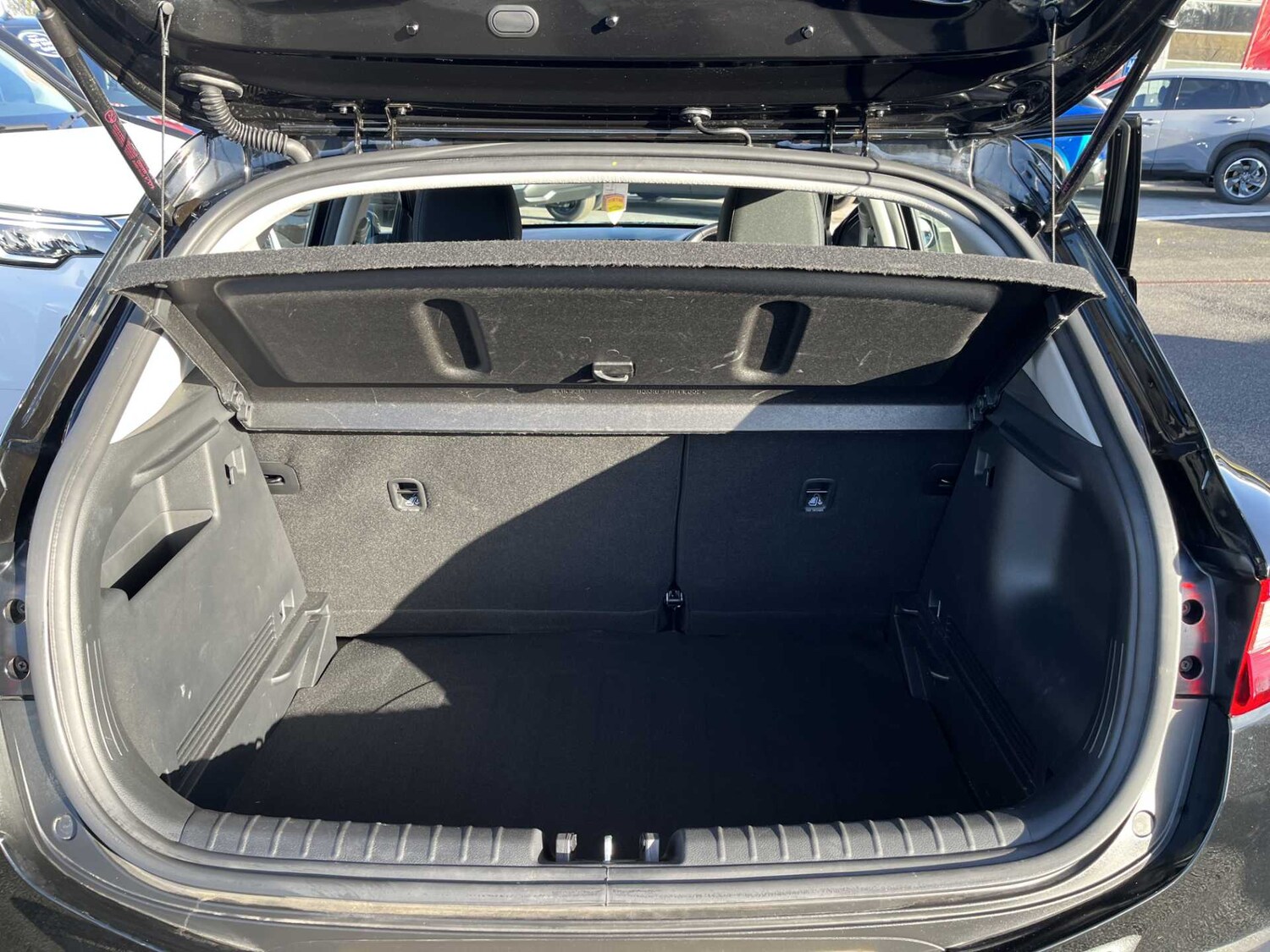 Used Kia Stonic 2025 for sale - 76402455: Photo 16