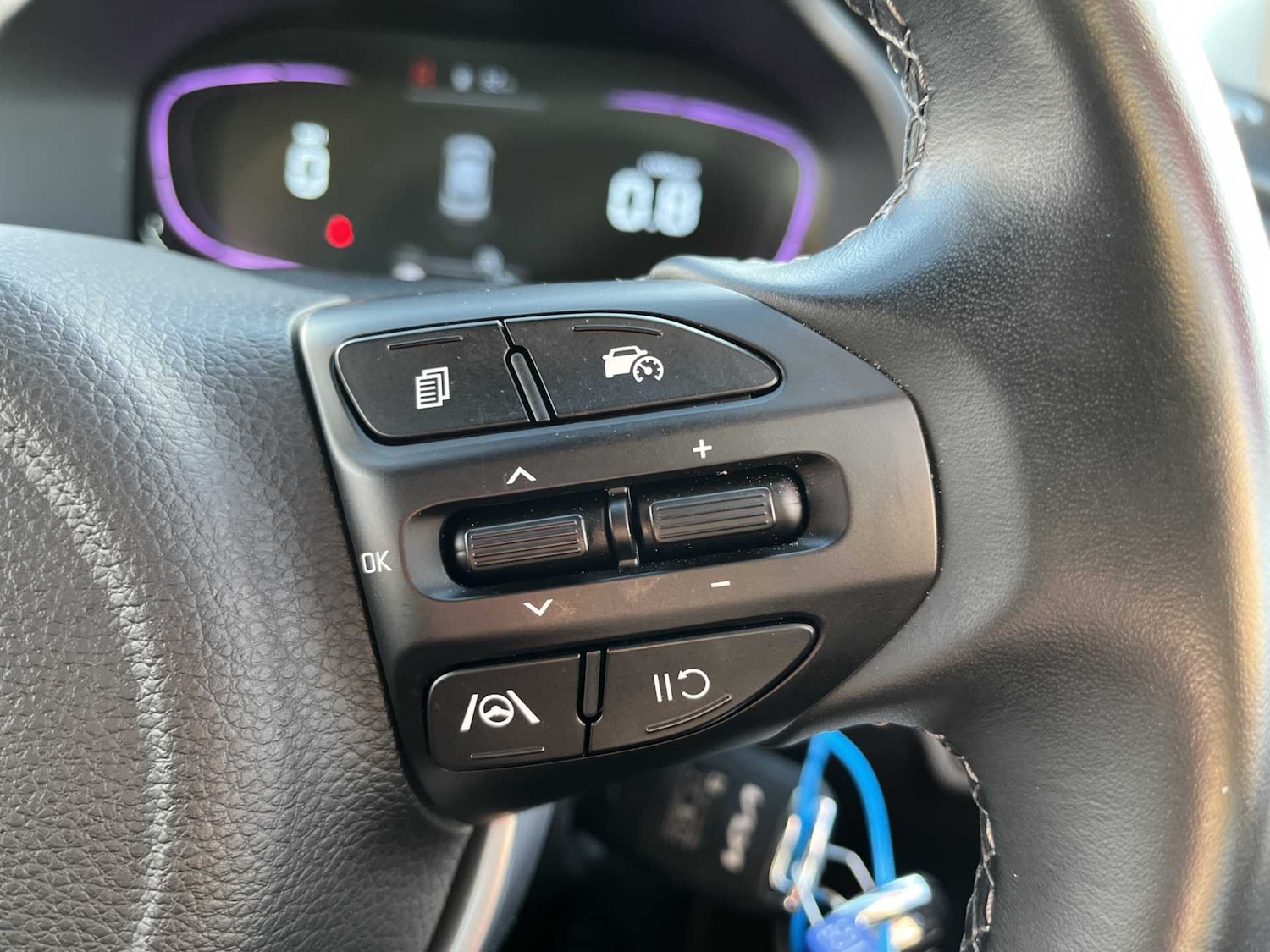 Used Kia Stonic 2025 for sale - 76402455: Photo 23