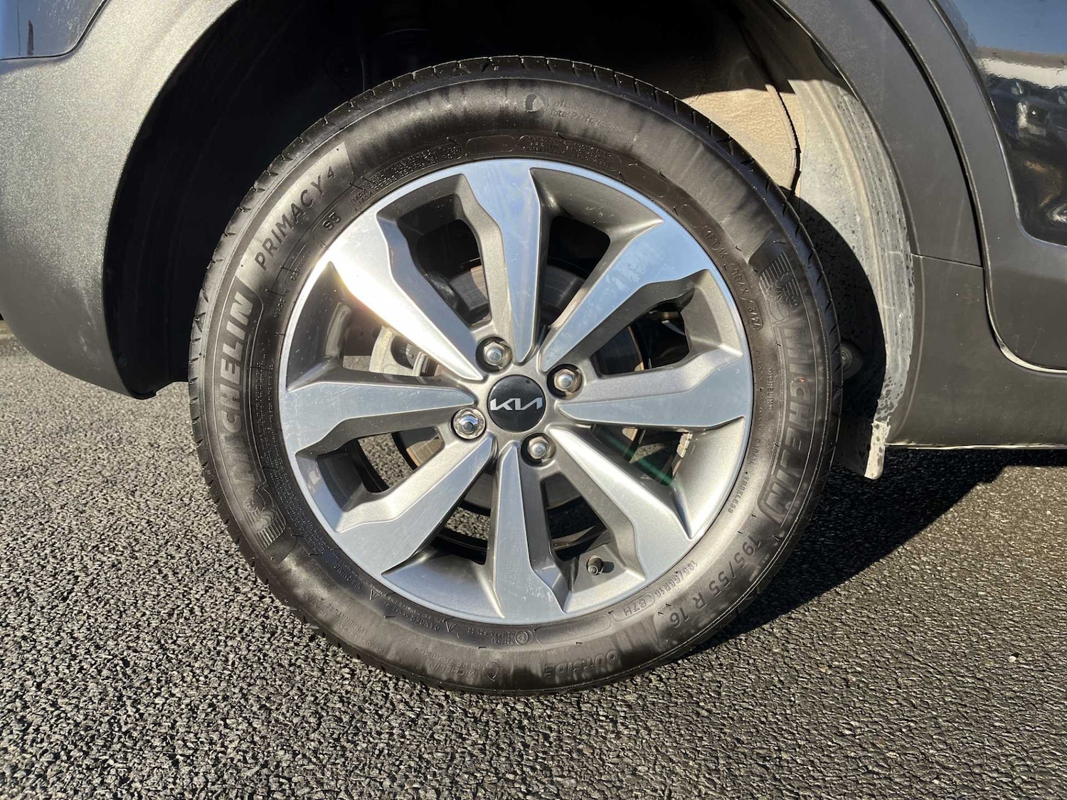 Used Kia Stonic 2025 for sale - 76402455: Photo 6