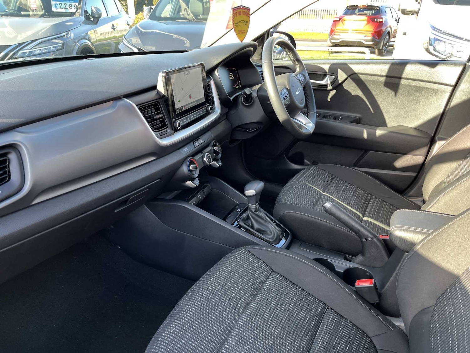 Used Kia Stonic 2025 for sale - 76402455: Photo 7