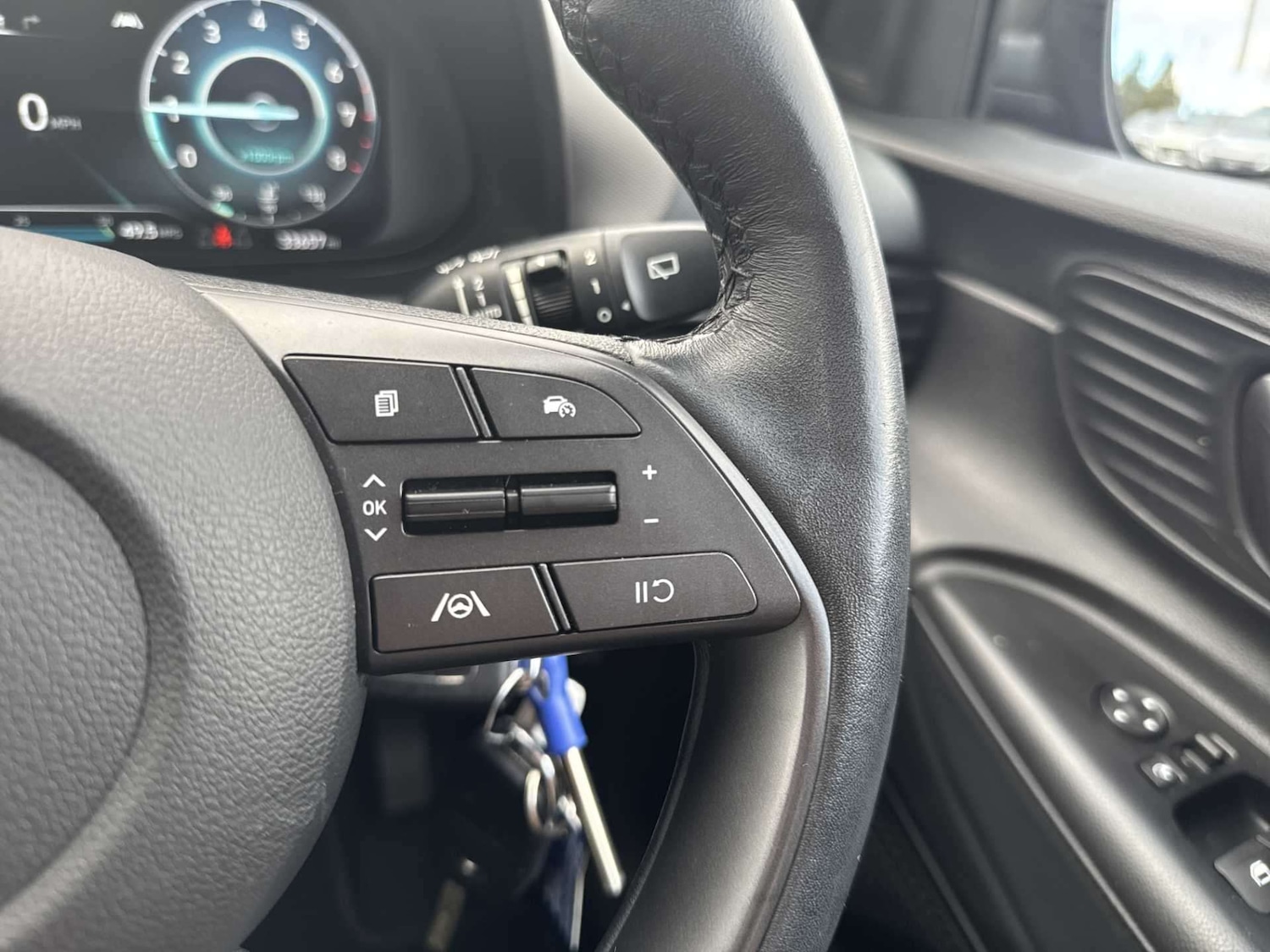 Used Hyundai i20 2020 for sale - 76320727: Photo 23