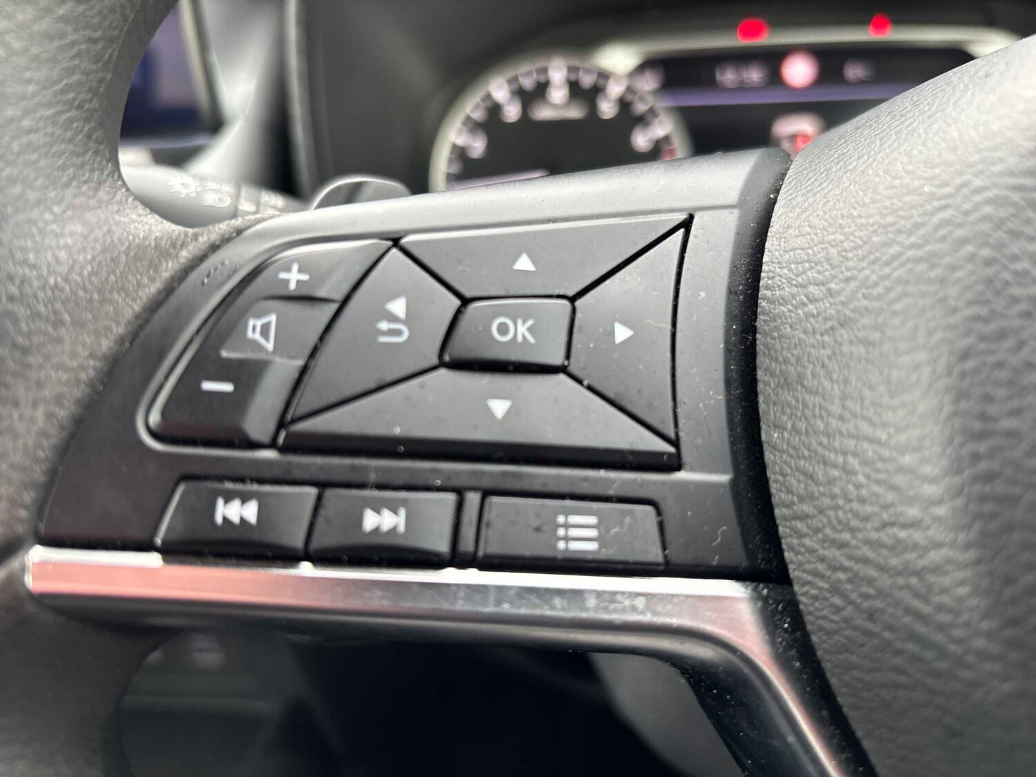 Used Nissan Juke 2024 for sale - 77591684: Photo 24