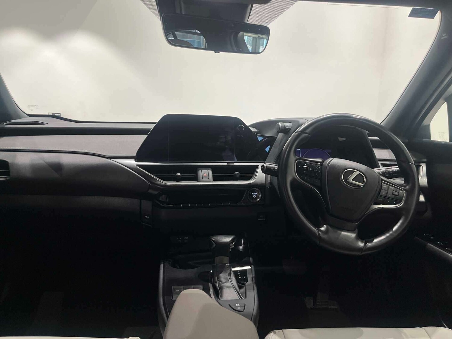Used Lexus UX 2023 for sale - 77487464: Photo 8
