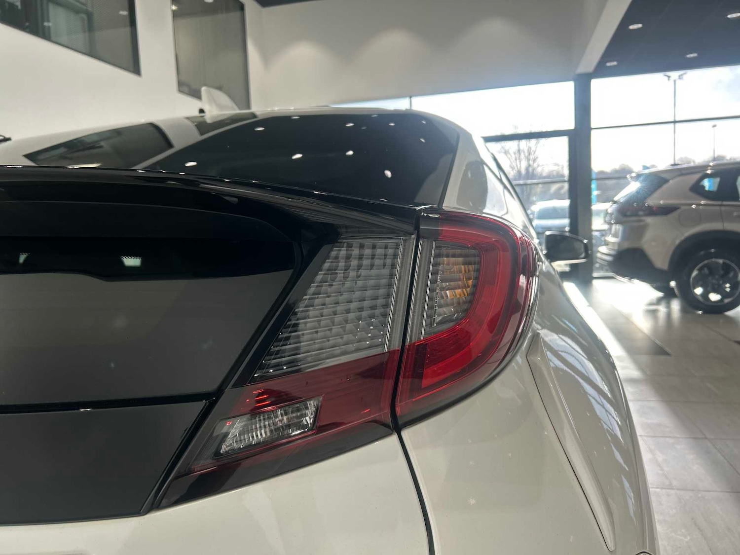 Used Honda Civic 2017 for sale - 76605611: Photo 28