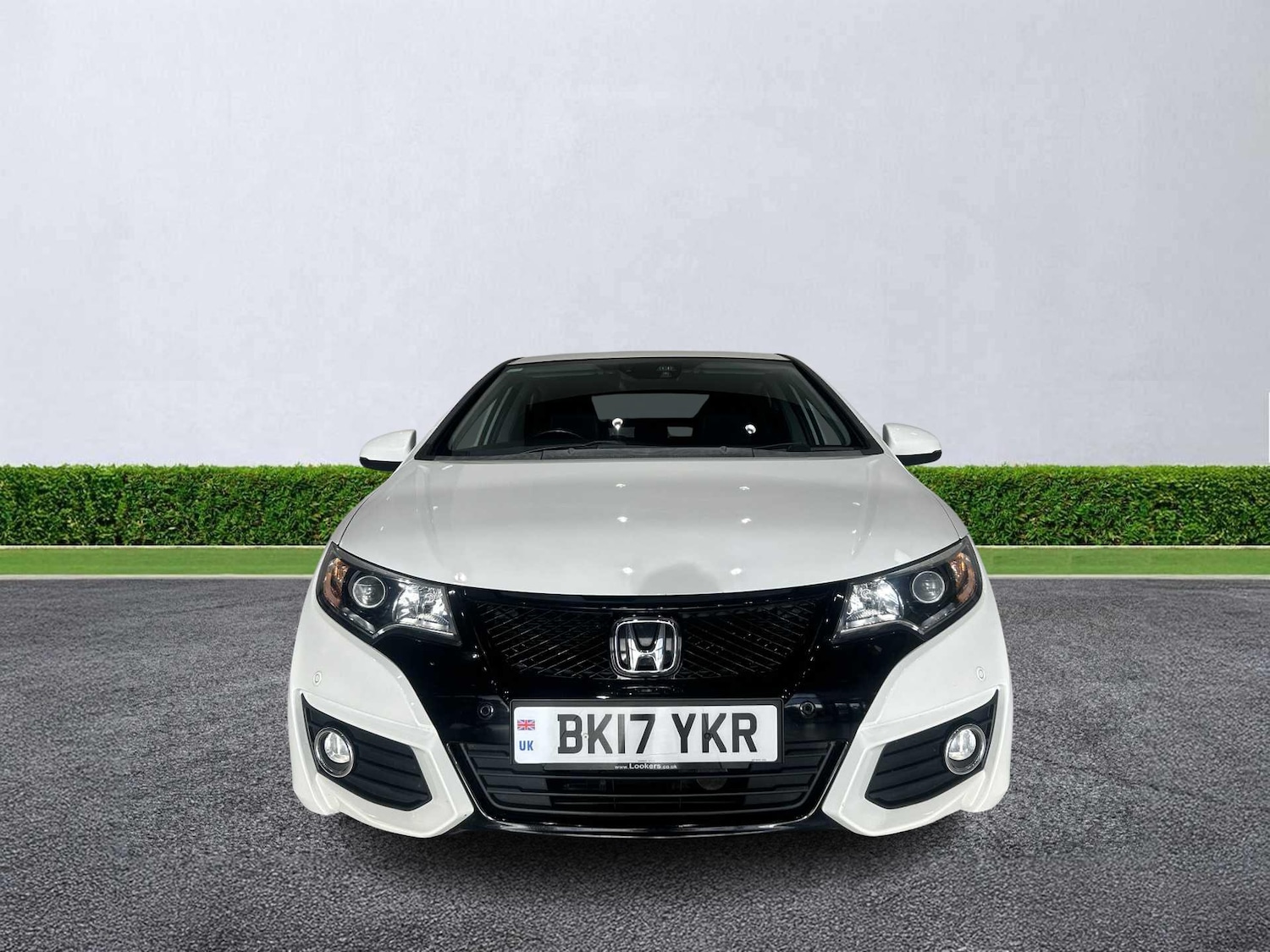 Used Honda Civic 2017 for sale - 76605611: Photo 5