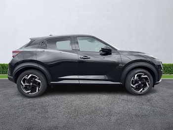Used Nissan Juke 2023 for sale - 79710501: Photo