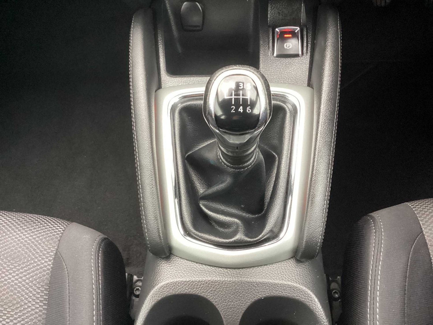 Used Nissan Qashqai 2016 for sale - 76497361: Photo 12