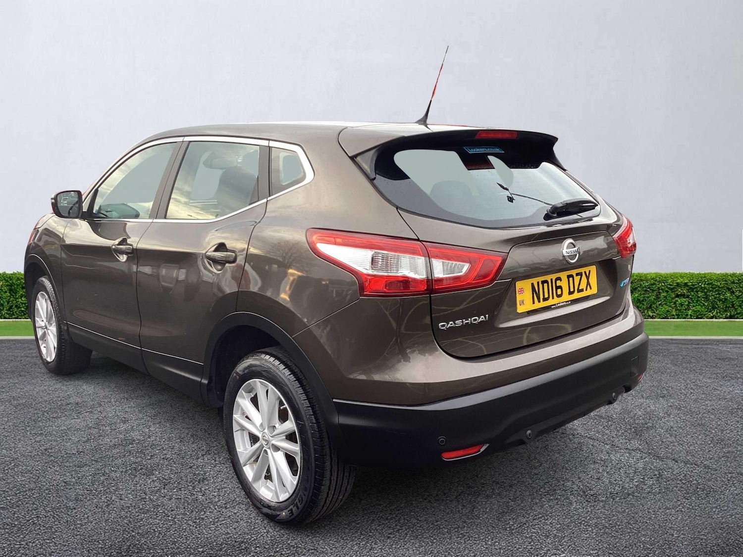 Used Nissan Qashqai 2016 for sale - 76497361: Photo 2