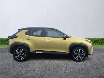 Used Toyota Yaris Cross 2022 for sale - 79423857: Photo