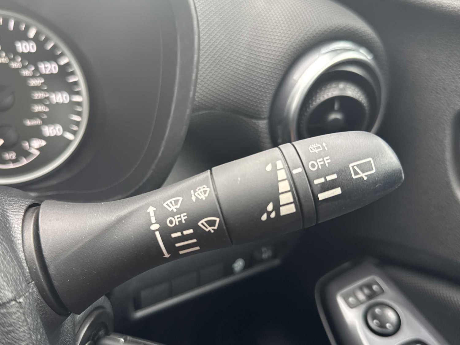 Used Nissan Juke 2022 for sale - 76471097: Photo 25