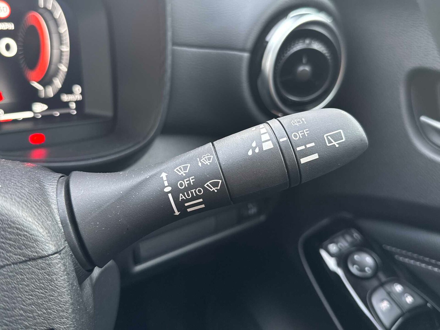 Used Nissan Juke 2025 for sale - 77487646: Photo 25