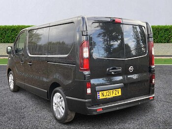 Used Nissan NV300 2021 for sale - 76310121: Photo