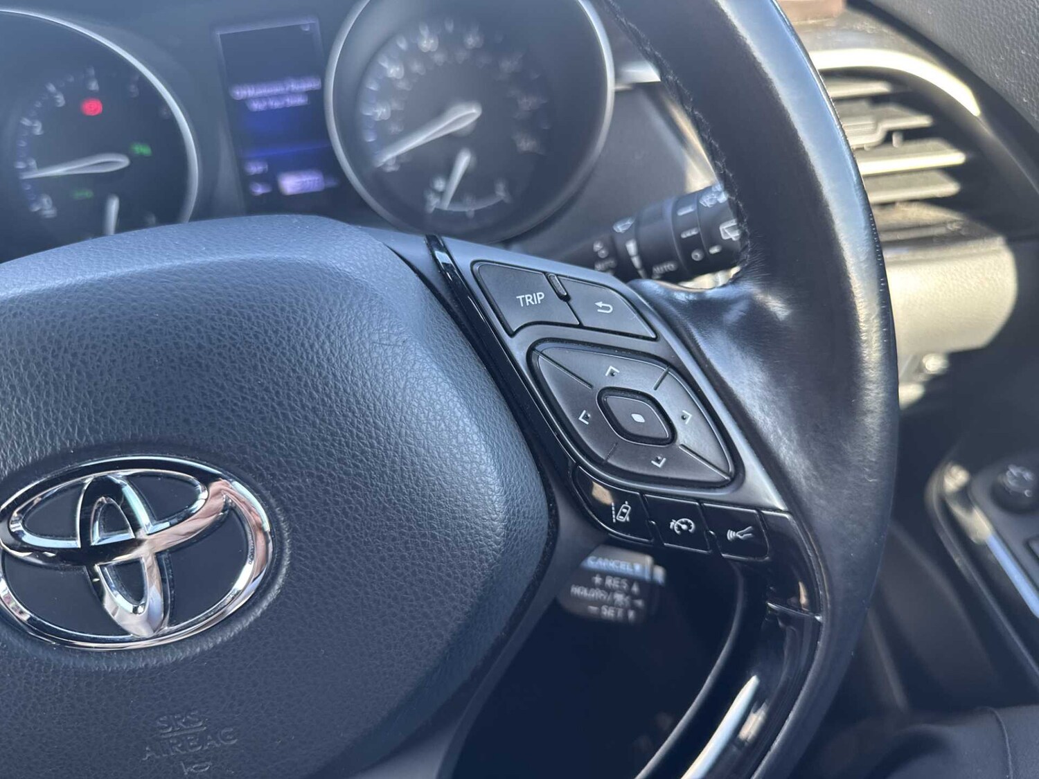 Used Toyota C-HR 2017 for sale - 76547743: Photo 23