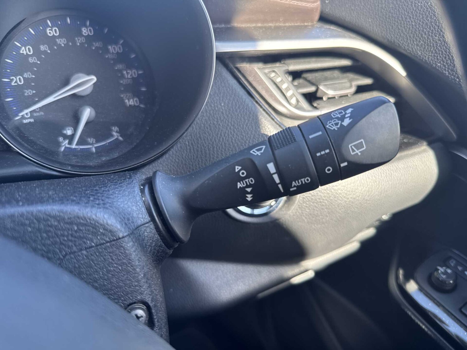 Used Toyota C-HR 2017 for sale - 76547743: Photo 25