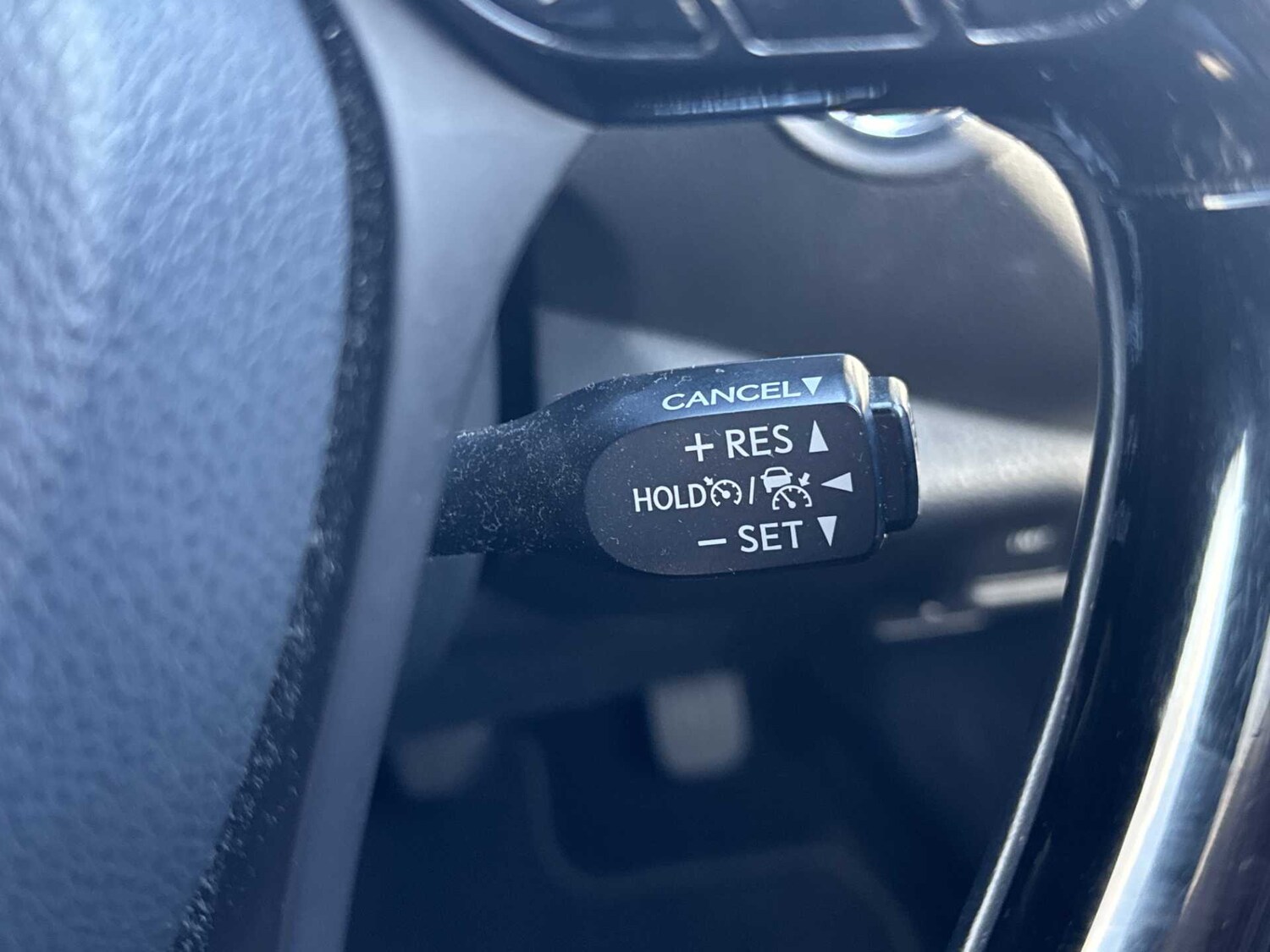 Used Toyota C-HR 2017 for sale - 76547743: Photo 27