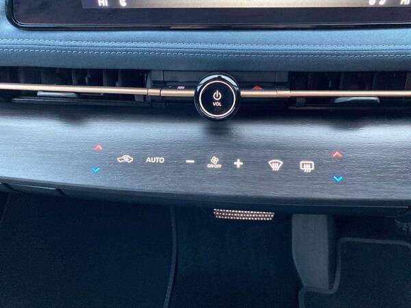 Used Nissan ARIYA 2023 for sale - 75435581: Photo 12