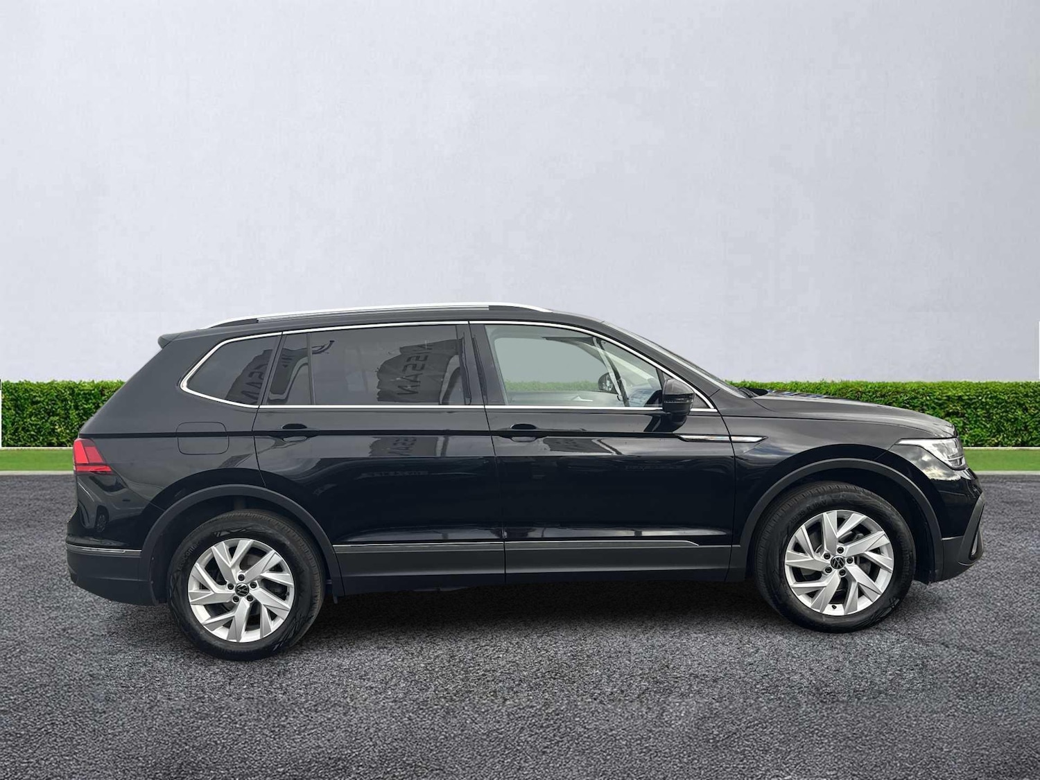 Used Volkswagen Tiguan Allspace 2024 for sale - 76594923: Photo 3