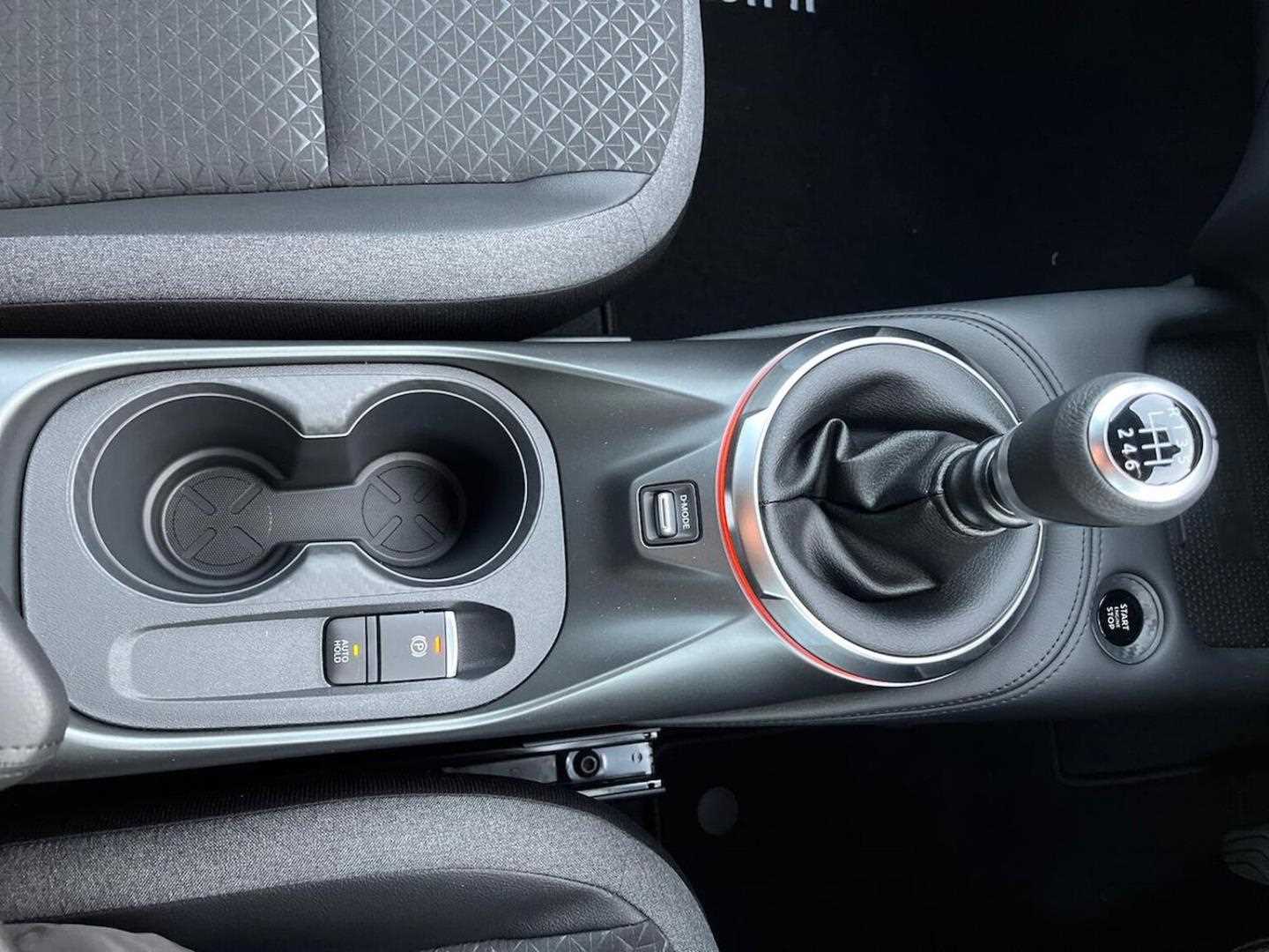 Used Nissan Juke 2024 for sale - 76532449: Photo 14