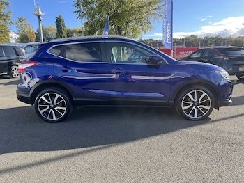Used Nissan Qashqai 2017 for sale - 76030462: Photo 3