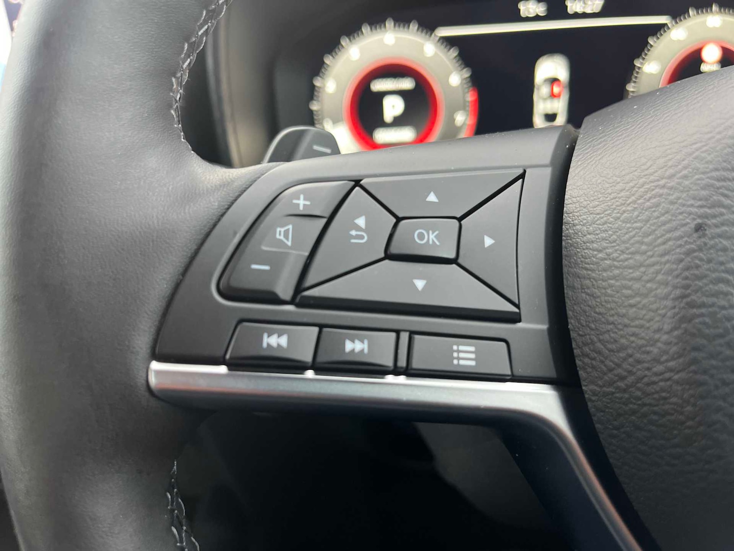 Used Nissan Juke 2024 for sale - 76510643: Photo 24