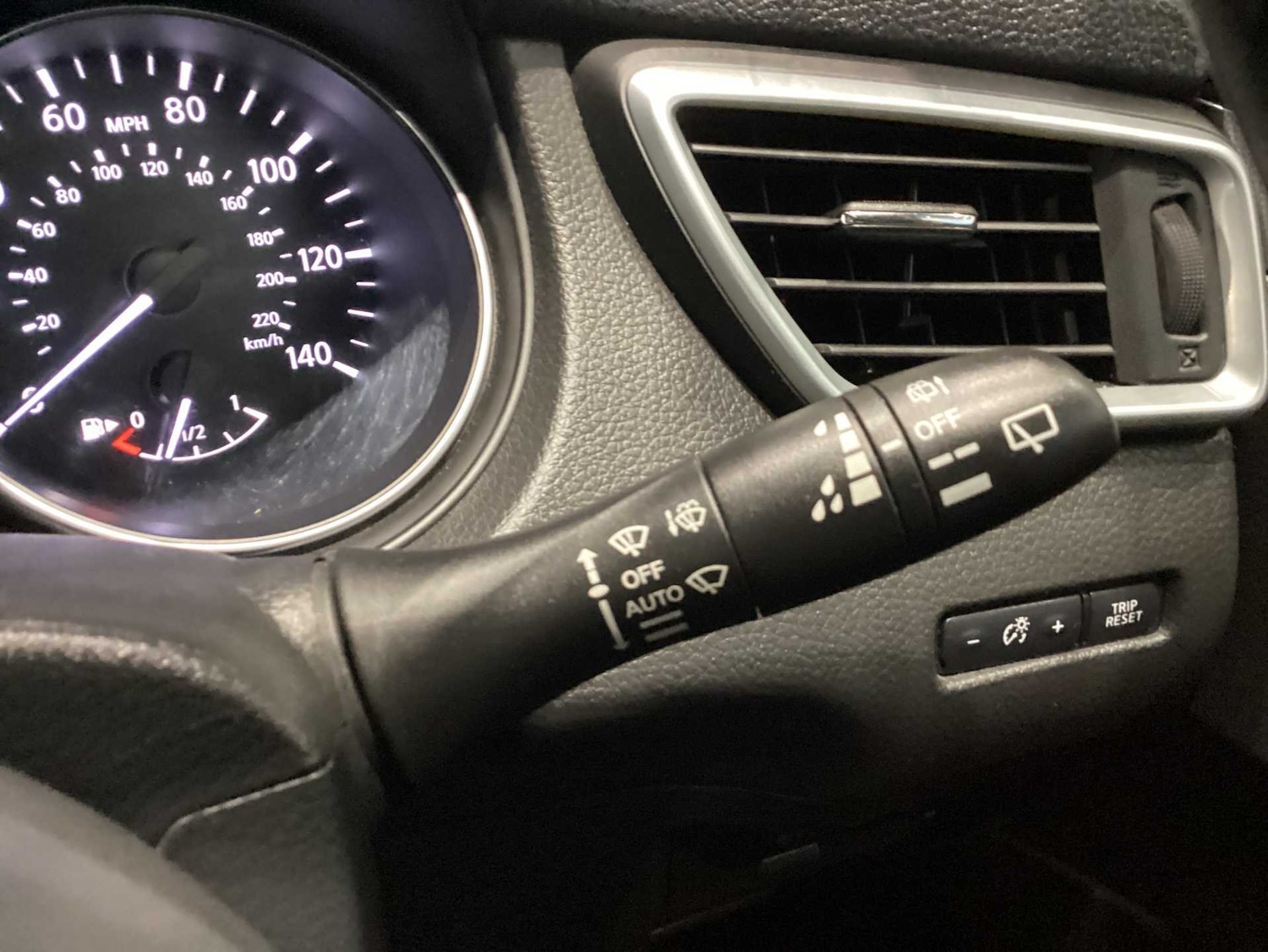 Used Nissan Qashqai 2018 for sale - 76951174: Photo 25