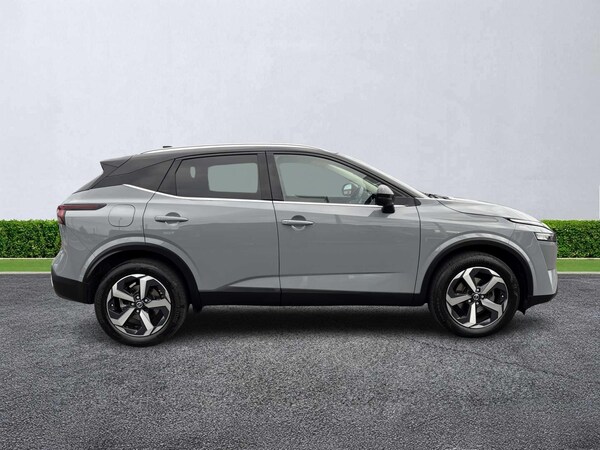 Used Nissan Qashqai 2021 for sale - 76177607: Photo 3