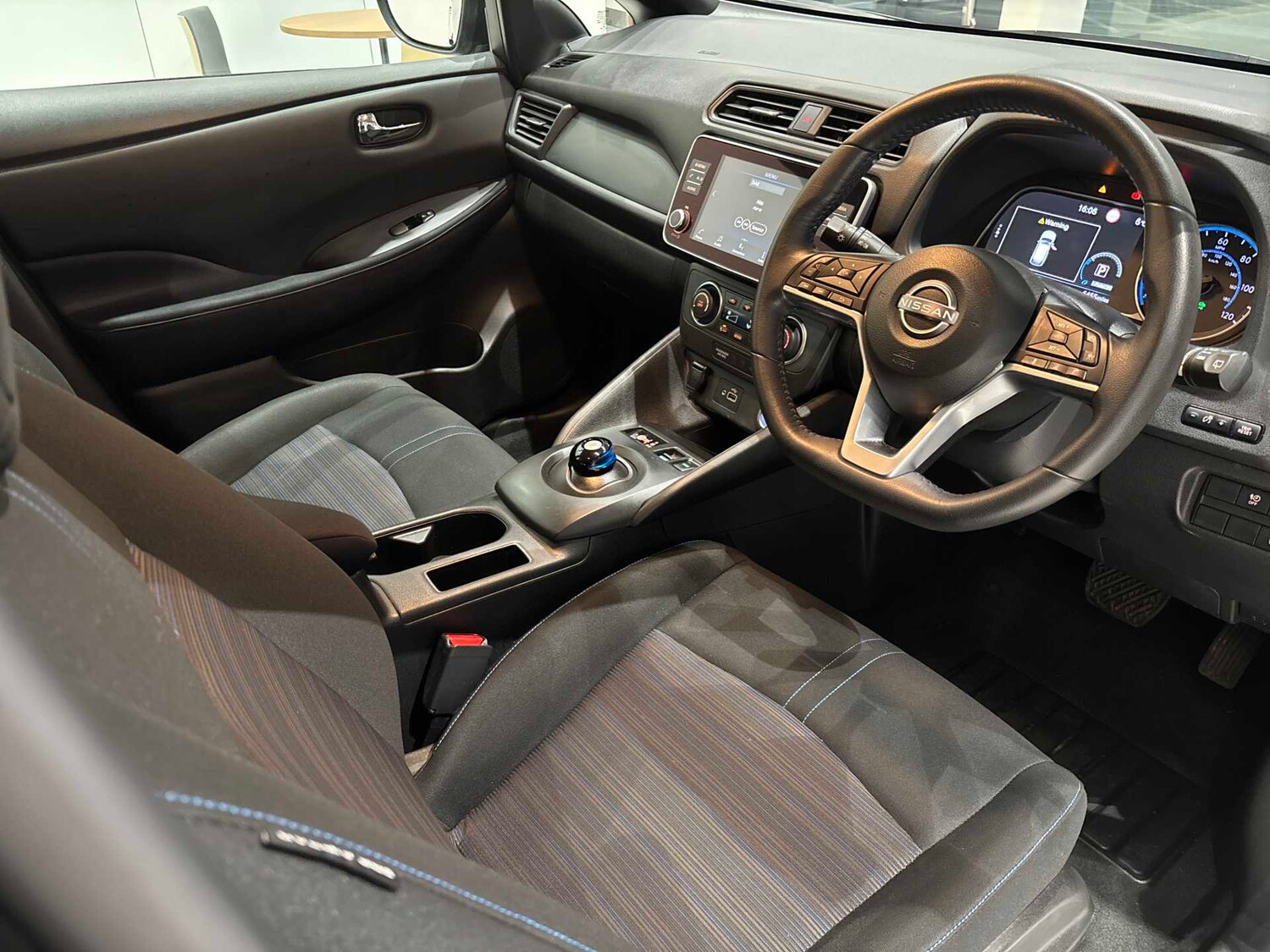 Used Nissan Leaf 2022 for sale - 77489983: Photo 14