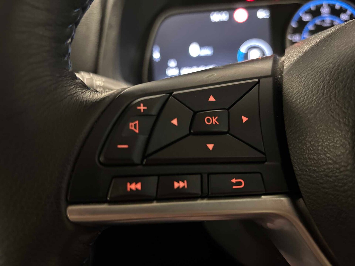 Used Nissan Leaf 2022 for sale - 77489983: Photo 24