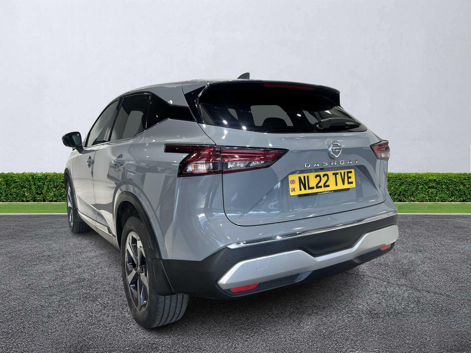 Used Nissan Qashqai 2022 for sale - 76940496: Photo 2