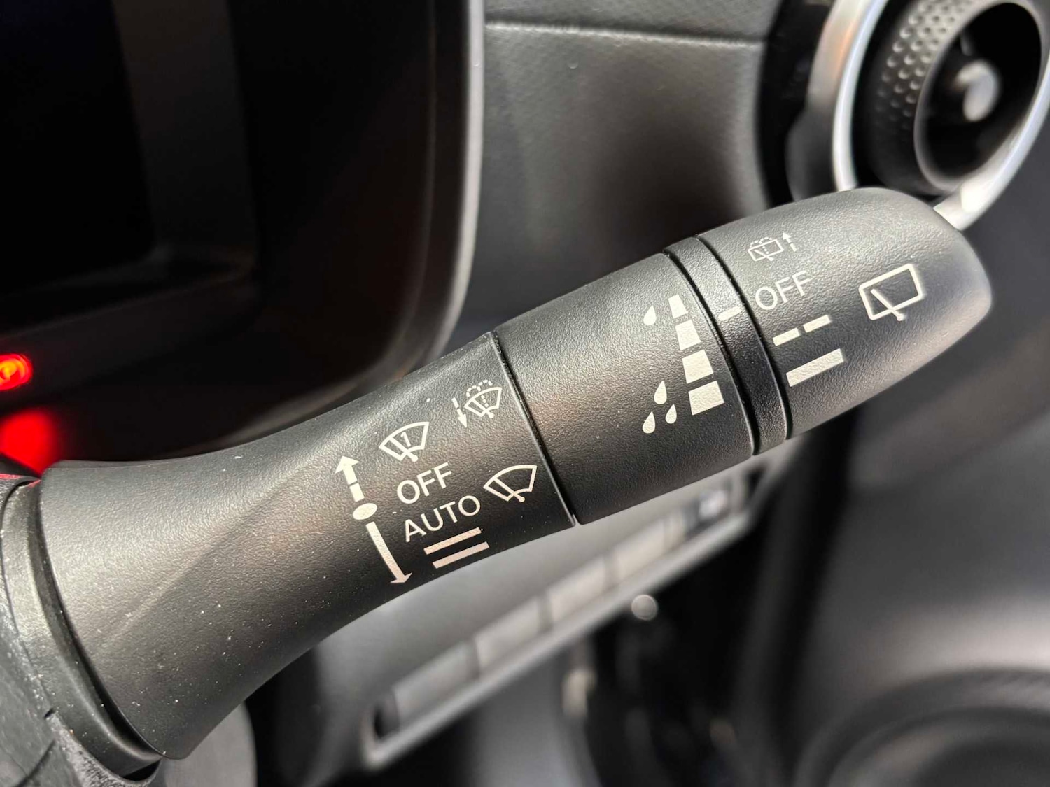 Used Nissan Juke 2024 for sale - 78053588: Photo 25